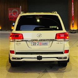 تويوتا لاندكروزر